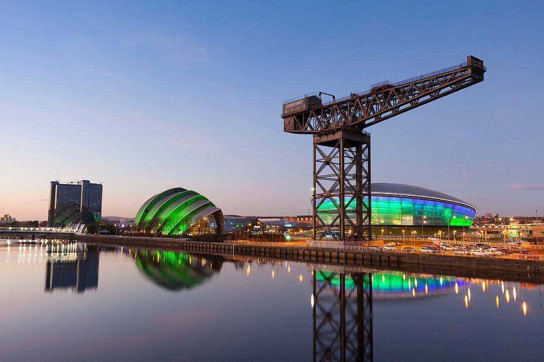 Glasgow River Clyde Hydro Aprt Exterior photo